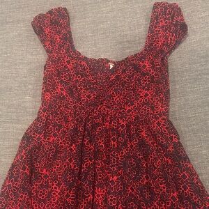 Free People Floral Red and Navy Dress 

Excellent Condition Never Worn
